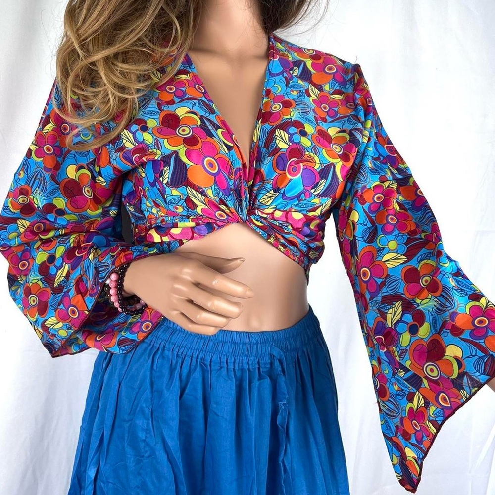 Open Front Tie Bell Sleeves Blouse - Picture 6 of 6